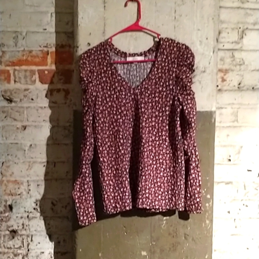 LOFT puff sleeve top